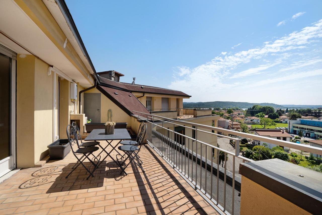 La Casa Del Riccio Lejlighed Arona Eksteriør billede